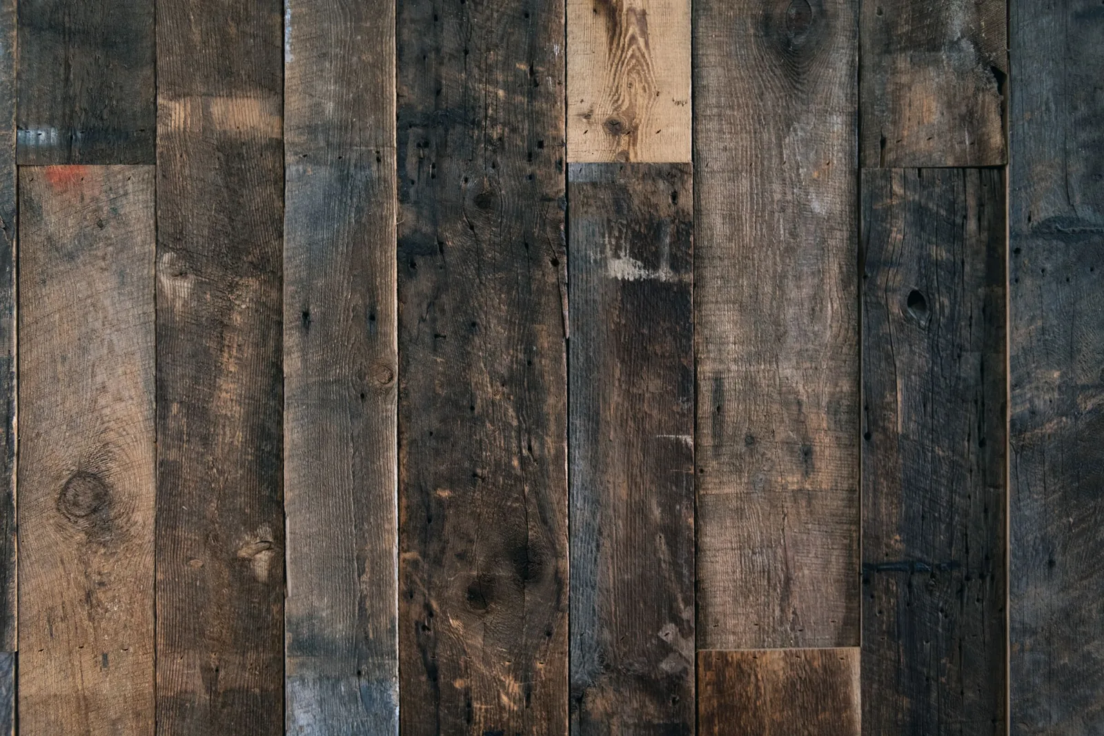 Holzdielen reinigen und ölen