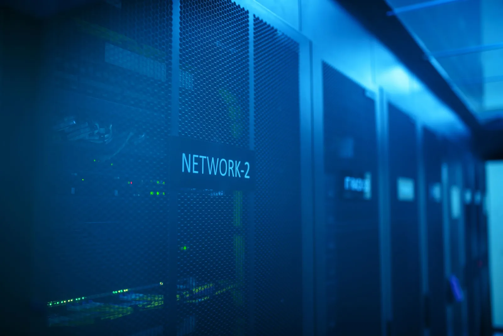 IT-Büro und Serverraum reinigen